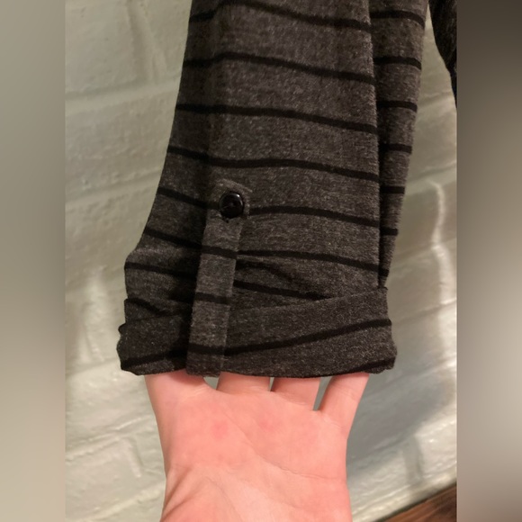 Cable & Gauge Grey and Black Striped Shirt‎ Like New Size Large - Picture 3 of 3